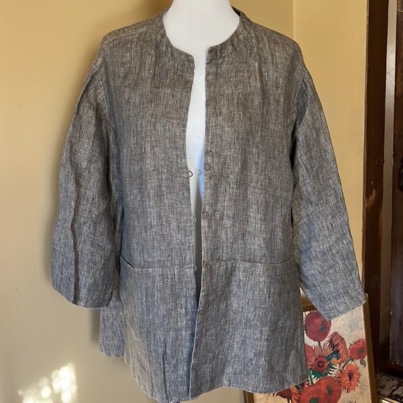 EILEEN FISHER Size 3X 100% Linen Textured Fabric 4-looped Button close $398 NEW - Picture 4 of 16